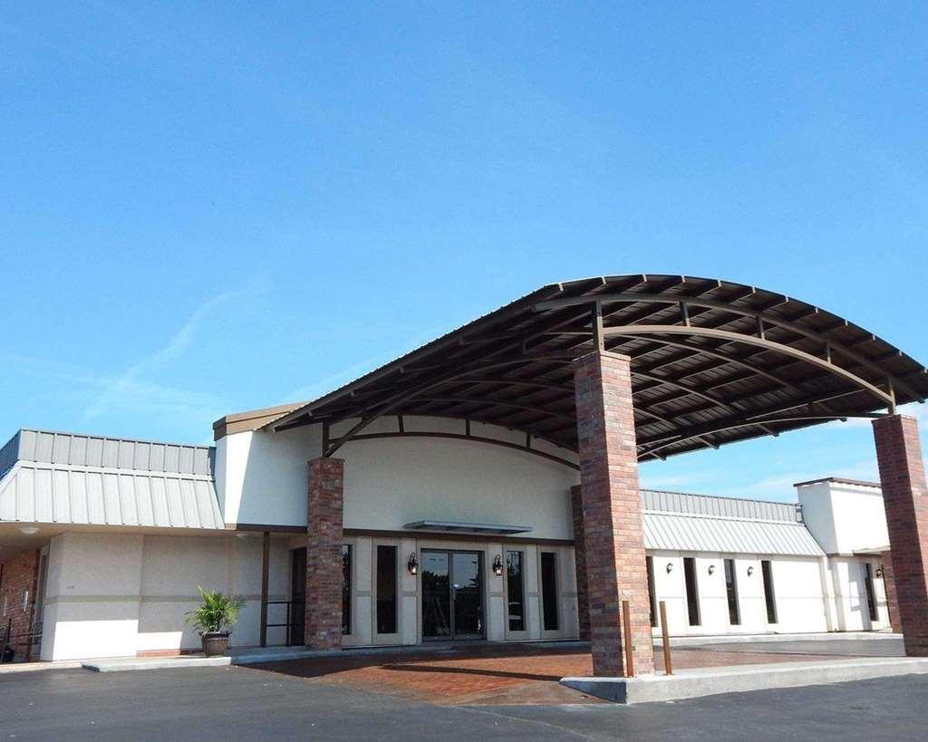 Quality Inn Chickasha Exterior photo