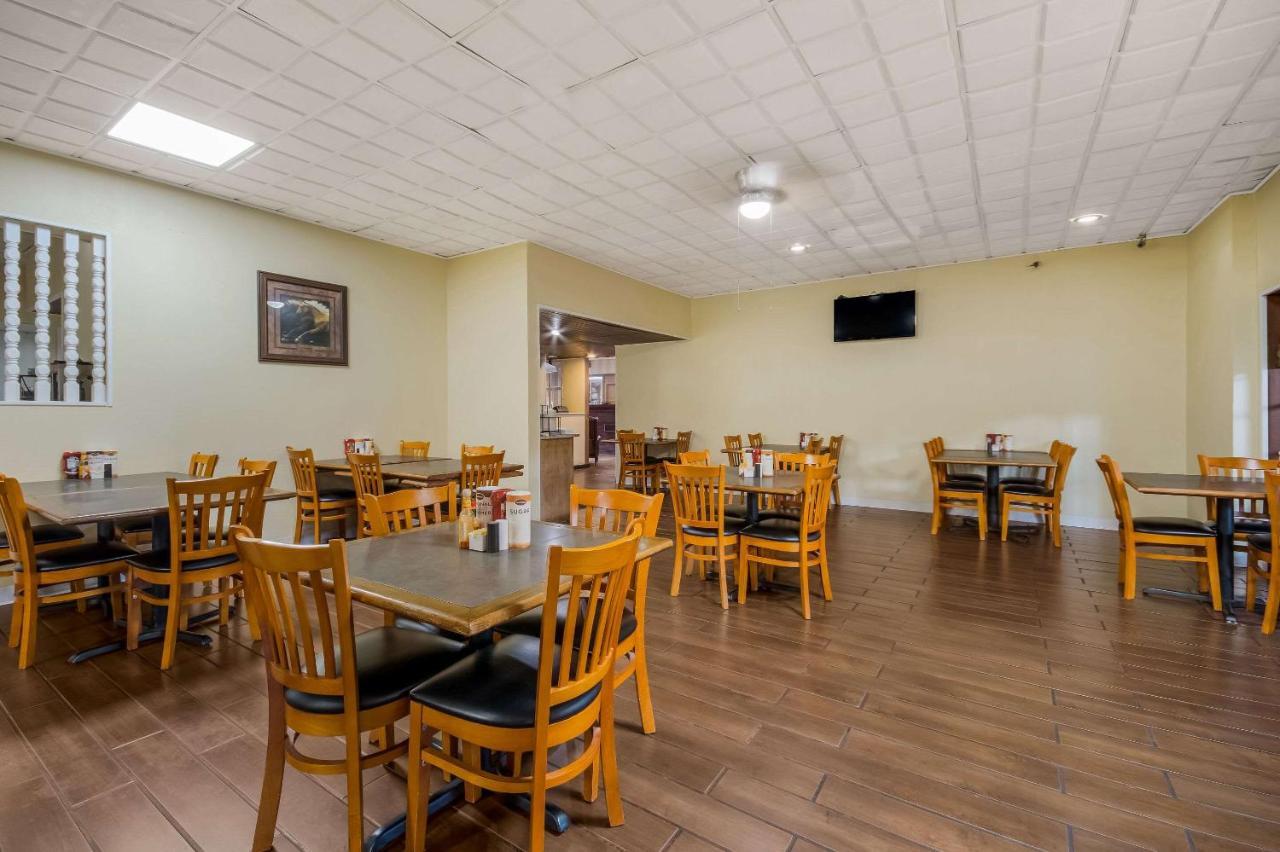 Quality Inn Chickasha Exterior photo