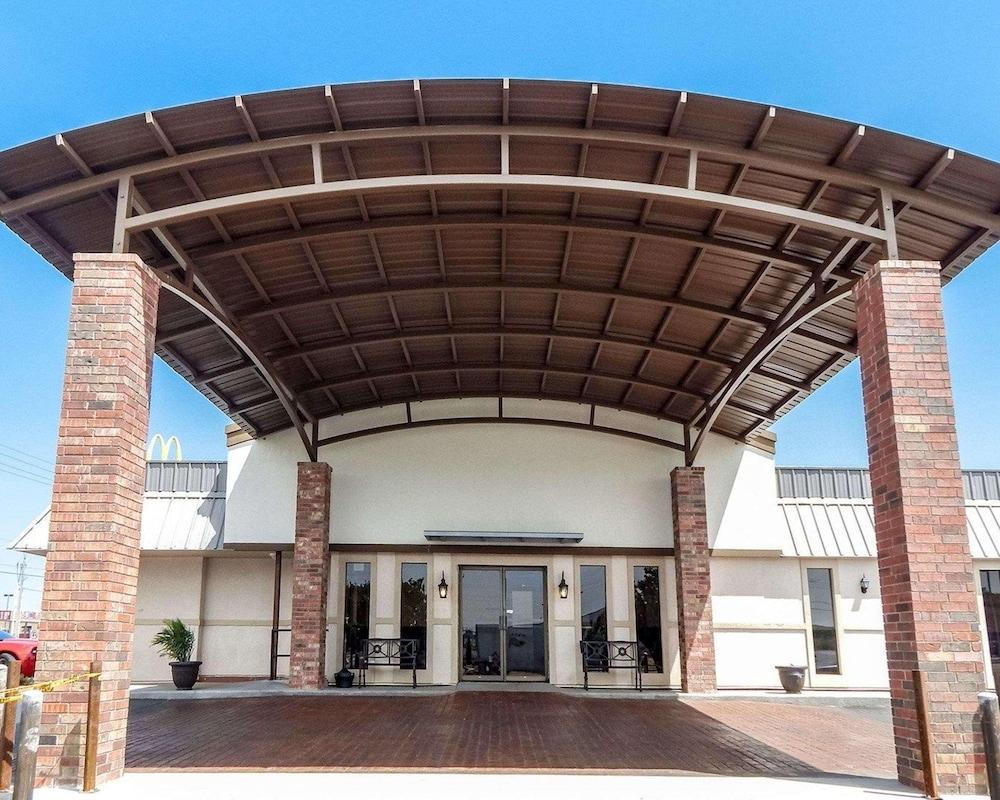 Quality Inn Chickasha Exterior photo