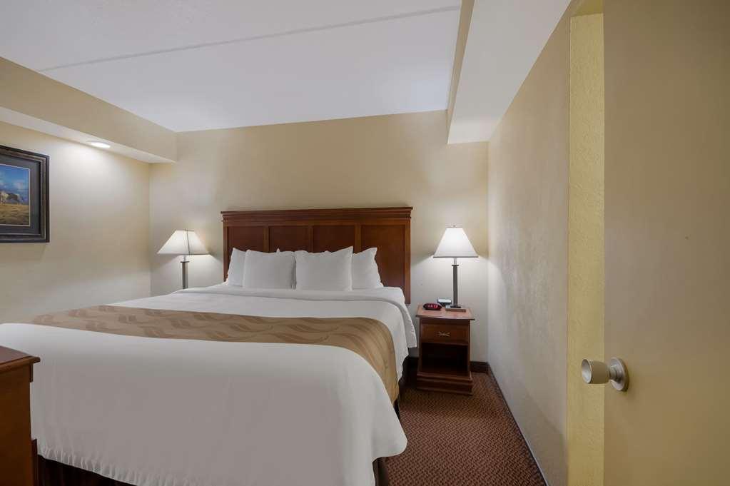 Quality Inn Chickasha Room photo